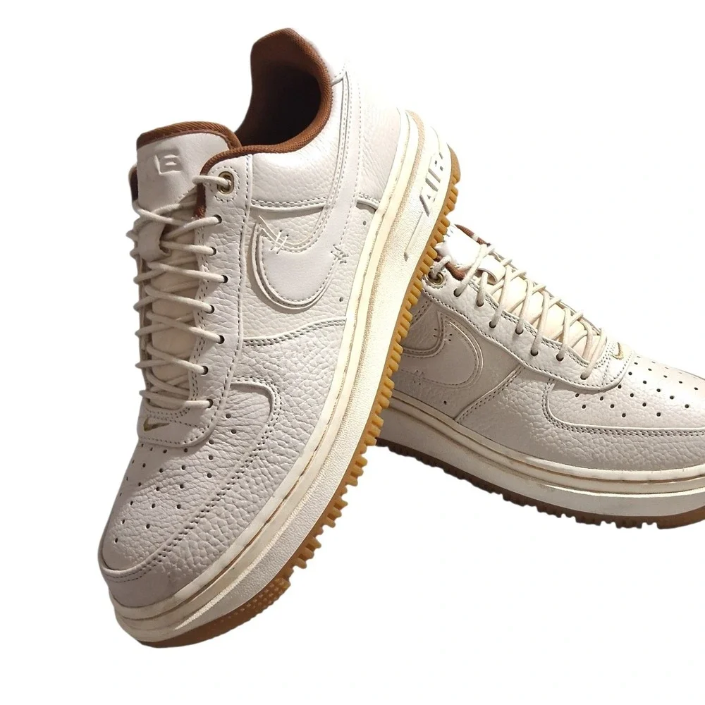 Nike Air Force 1 Low Luxe Pearl Pecan Mens size 10.5 Classic Streetwear Sneakers